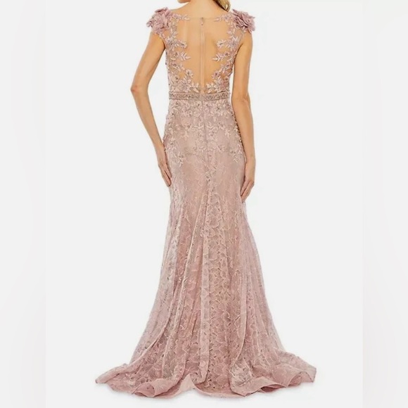 Mac Duggal embroidered trumpet gown - Picture 2 of 6